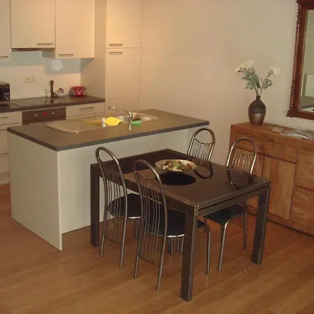 De Promenade Guest house *